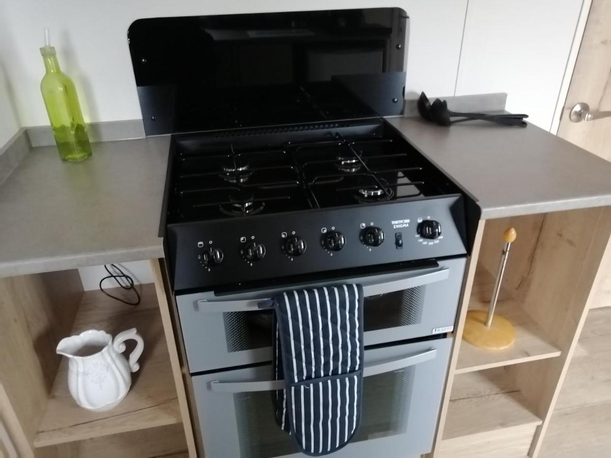 69R Seawick 2 Bedroom Caravan . New For 2022 Saint Osyth Exteriér fotografie